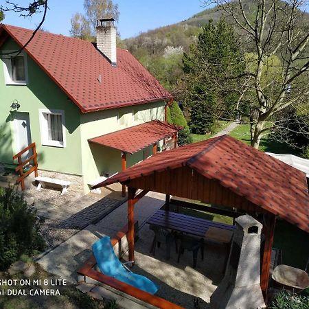 Chata Lazne Evzenie Klášterec nad Ohří エクステリア 写真